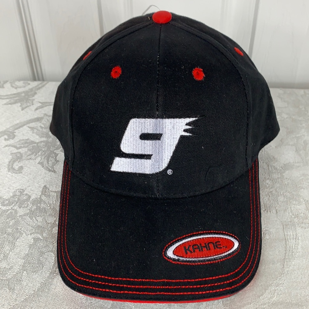 NWT Winners Circle black and red #9 Kahne NASCAR hat.